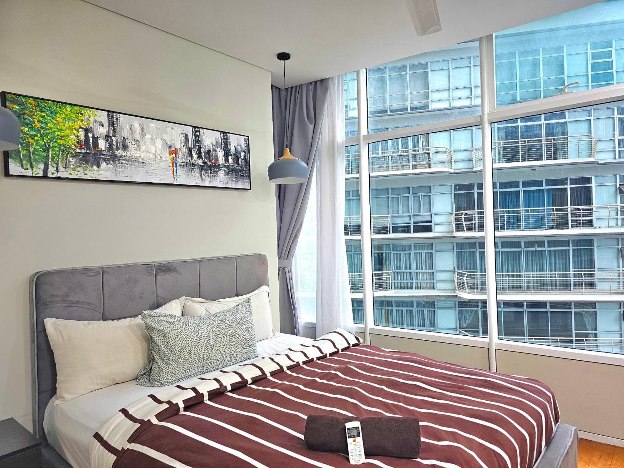 Apartment Sky By Monosuites Klcc Kuala Lumpur Buitenkant foto